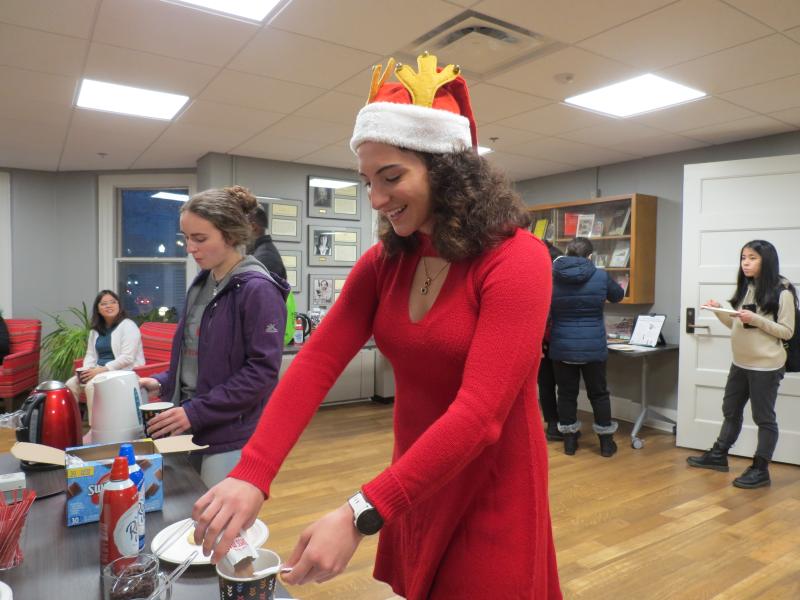 Students getting hot cocoa